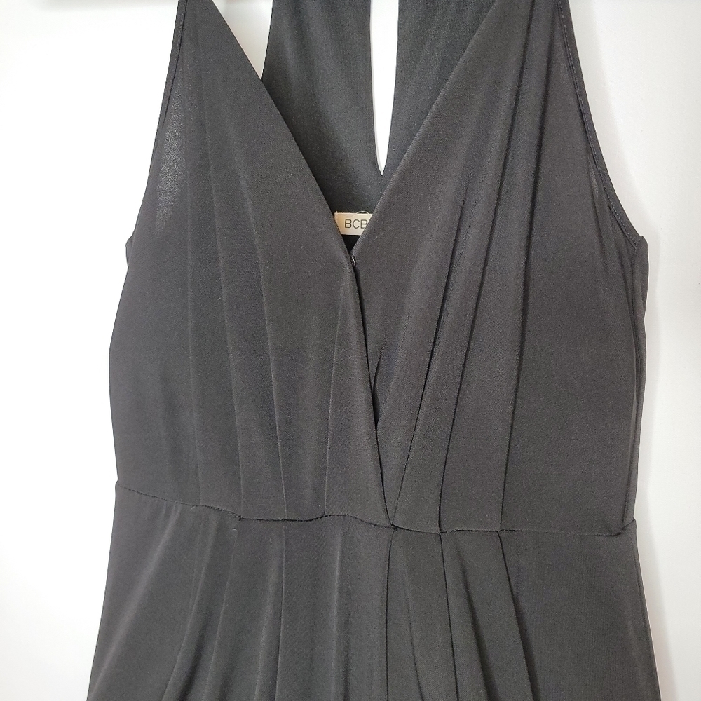 BCBGeneration Sleeveless Drape Pocket Midi Dress - Picture 6 of 12